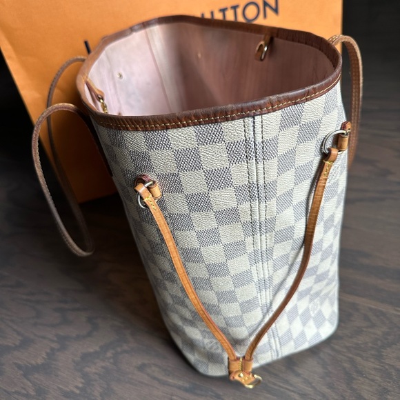 Louis Vuitton Never Full Pink Interior with original box, bag & dust pouch - Picture 4 of 17